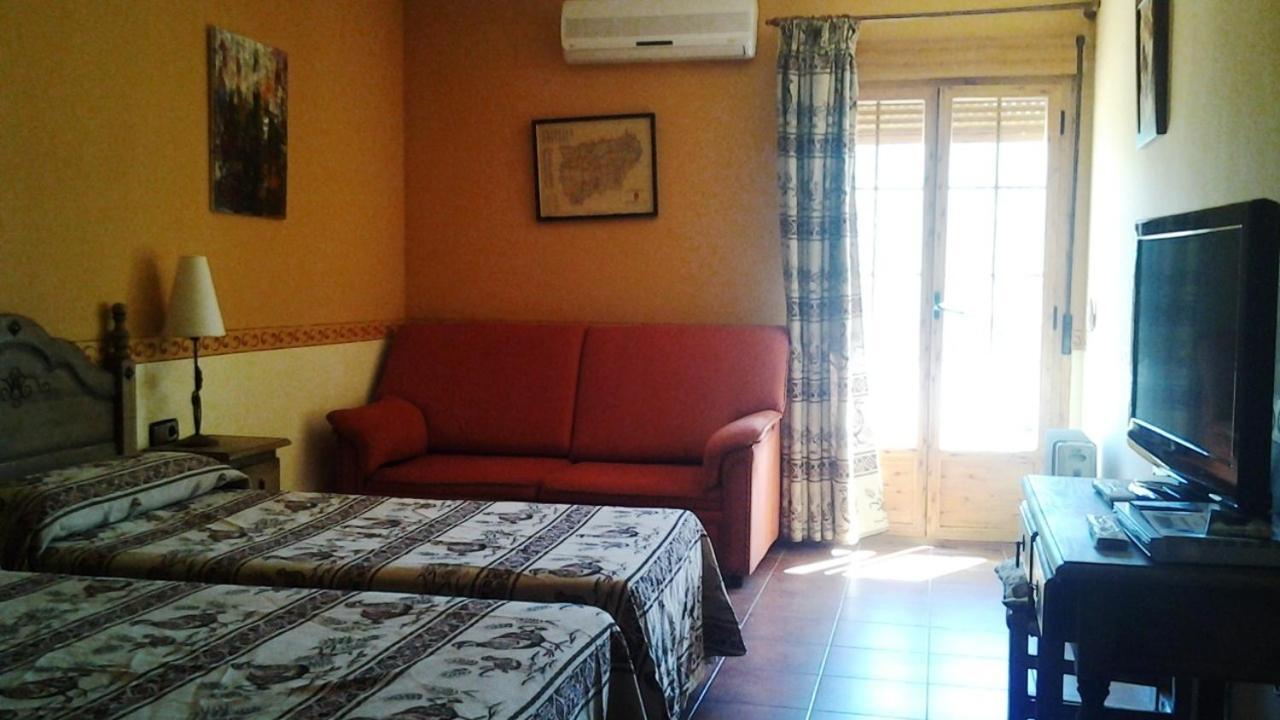 Alojamiento Rural La Caseria De Piedra Restaurante Jaén Zewnętrze zdjęcie